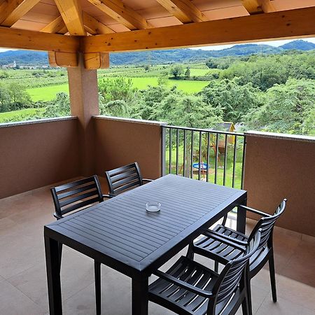 Posestvo Rouna - Winery And Apartments Vipava Ngoại thất bức ảnh