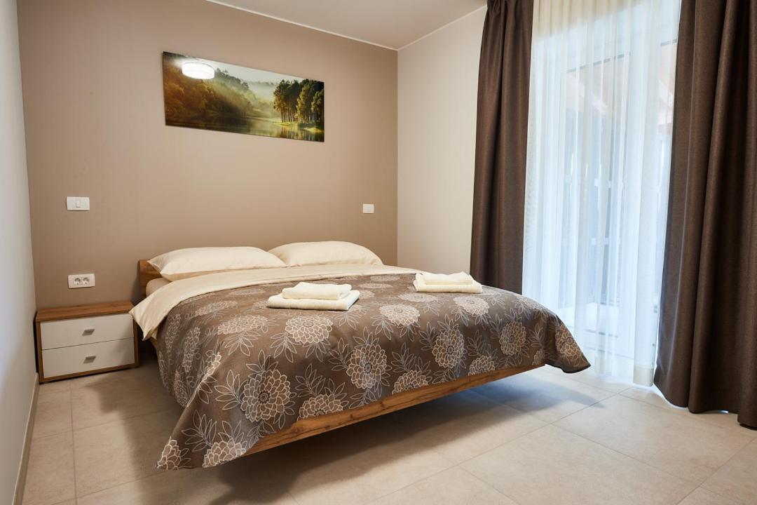 Posestvo Rouna - Winery And Apartments Vipava Ngoại thất bức ảnh